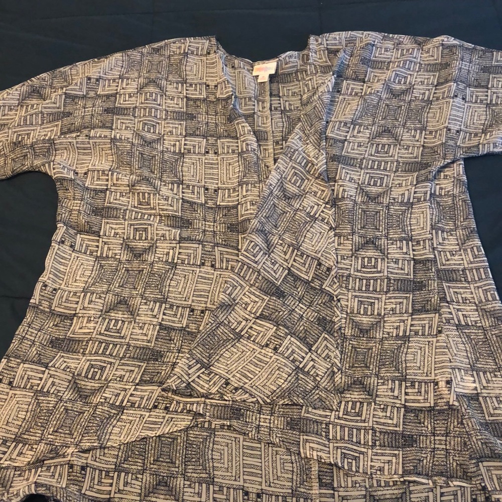 LuLuRoe Lindsay Medium